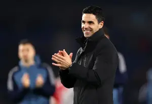 Mikel Arteta reveals who alerted him to Man City result as Arsenal handed boost in title race
