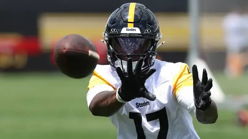Pittsburgh Steelers wide receiver Germie Bernard 
