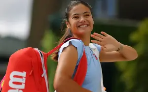 Emma Raducanu plans to play at Wimbledon