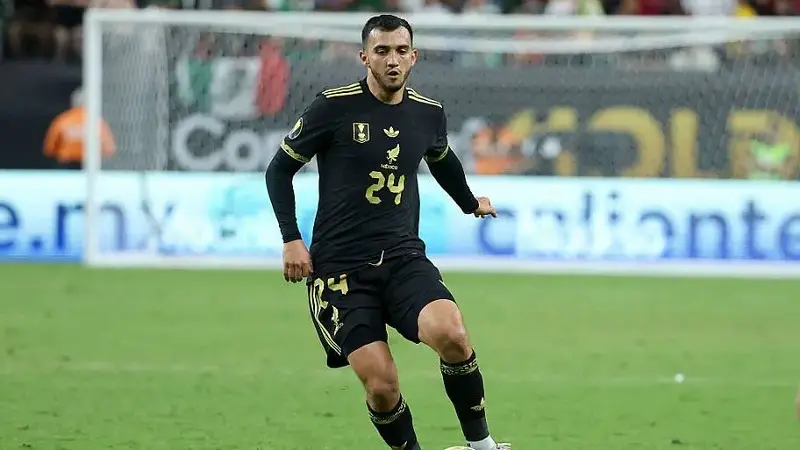 Luis Chávez