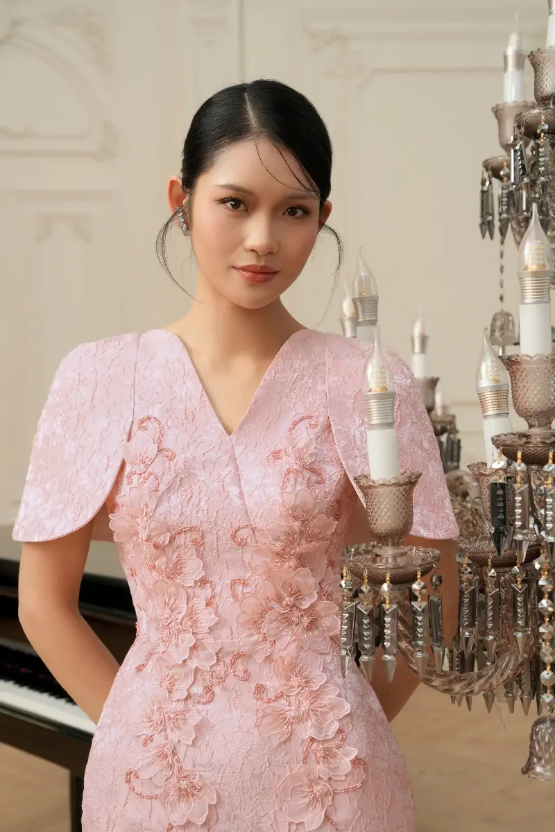 Phái đẹp nên lựa chọn trang phục thế nào khi đi dự tiệc? - 4