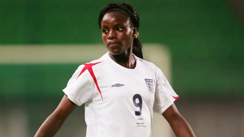 =7. Eniola Aluko (33 goles)