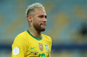 "انتهى الأمر".. نيمار يعتزل باكيا عقب صدمة توديع البرازيل لمونديال 2026 (فيديو)