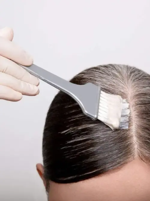 Por qué se producen las canas