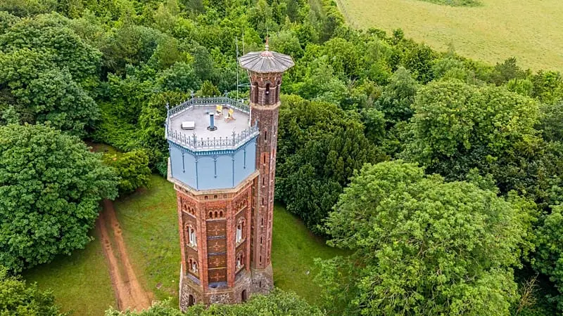 ¿Busca una escapada romántica? Ahora puede alojarse en una torre de agua victoriana en Sandringham