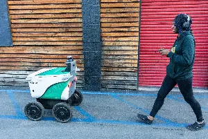 Serve Robotics partners with Grubhub after Uber exit