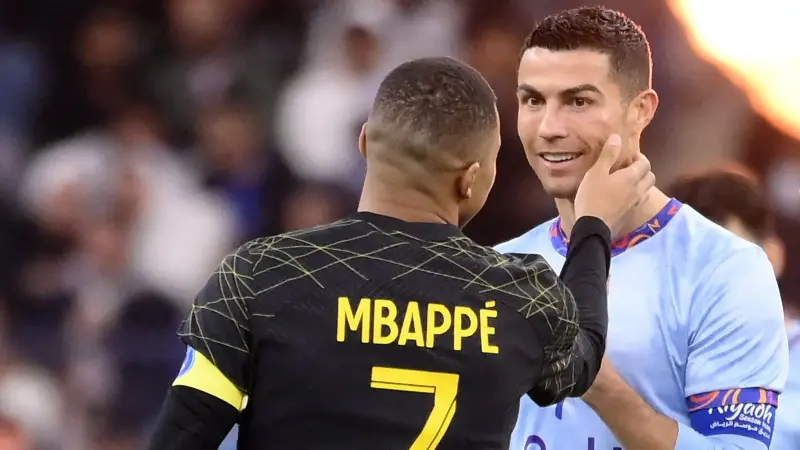 Pressure builds amid Bernabeu crisis