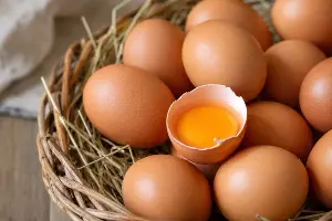 How to eat eggs to absorb vitamin D effectively.