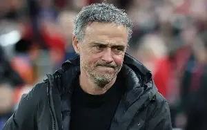 Luis Enrique close to signing new PSG deal in blow to Manchester United