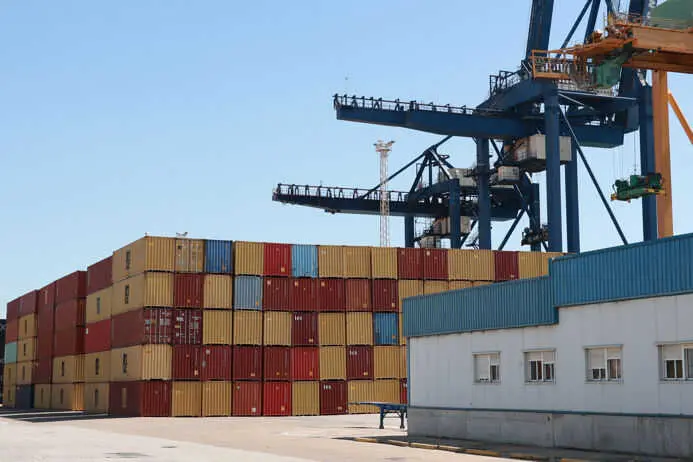 El tráfico total en el Puerto de Cádiz crece un 12,6% y roza los tres millones de toneladas