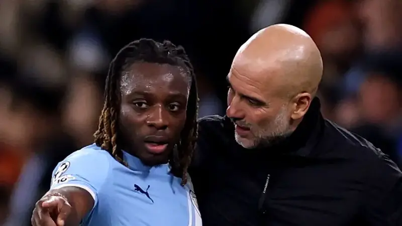 Man City keep title pressure on Arsenal