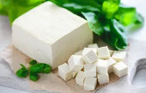 How to properly supplement protein for women over 40.