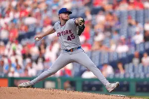 Christian Scott opens second half with stellar outing as Mets top Phillies