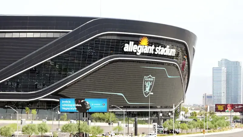 Allegiant Stadium, Las Vegas Raiders