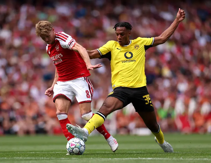 Arsenal FC v Borussia Dortmund - Pre-Season Friendly