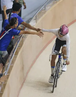 Lee clinches bronze in ACC para cycling