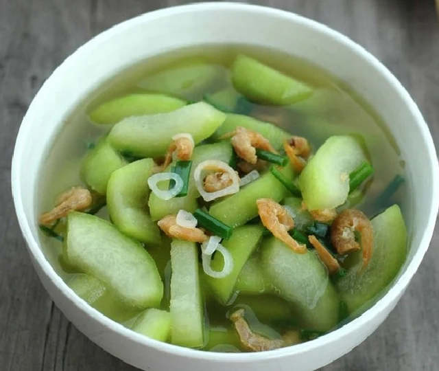 Những món ăn tốt cho gan sau tuổi 40 giúp cơ thể khỏe mạnh mỗi ngày - Ảnh 2.