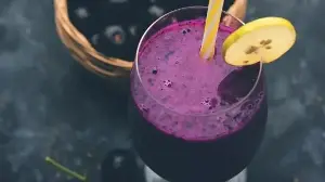 How to Make Jamun Smoothie At Home: A Refreshing Summer Drink Recipe For Weight Loss With Amazing Health Benefits