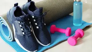 Started working out? Understand these key points and how to shop for the best gym shoes for beginners