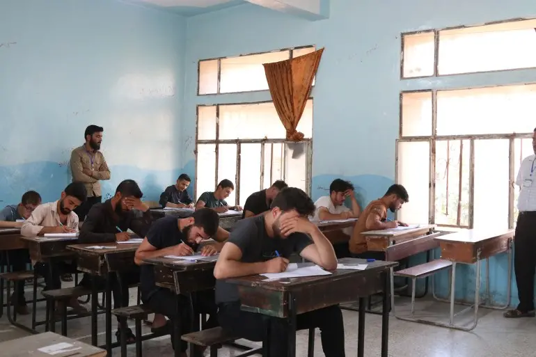 مئات آلاف طلاب الشهادة الثانوية يقدمون امتحانات هذا العام