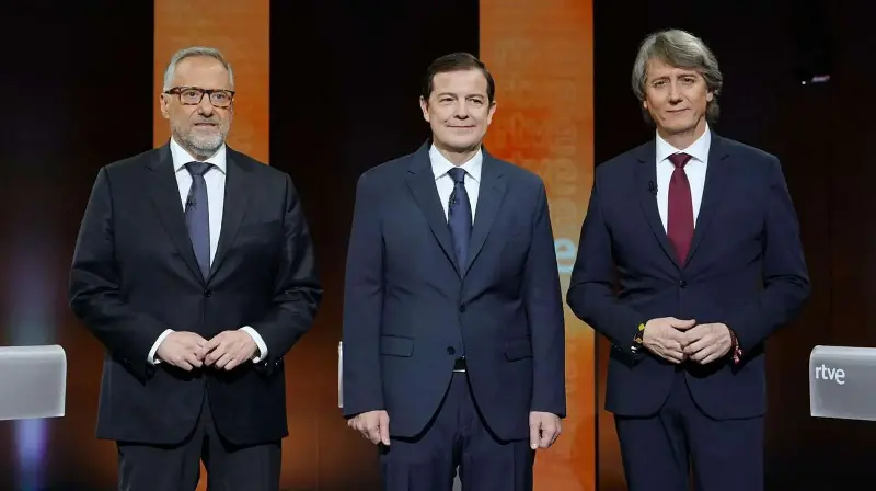 Debate electoral en Castilla y León: PP, PSOE y Vox se enfrascan en un “todos contra todos”