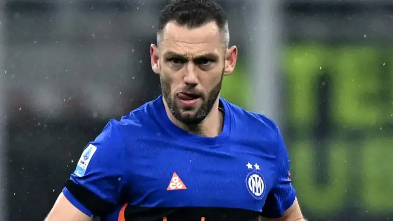 TS - De Vrij-Inter, doppia strategia tra le parti. Torna Pavard? No di Chivu