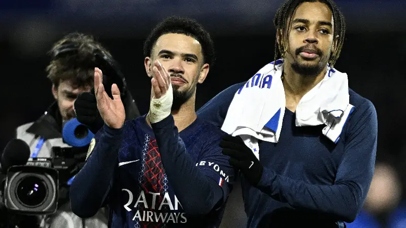 Se desmienten los rumores de 'contrato de por vida' a pesar del profundo compromiso.