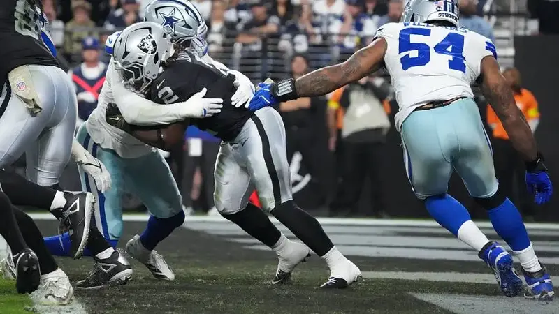 Las Vegas Raiders running back Ashton Jeanty