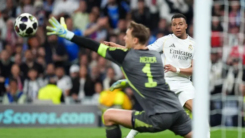 Neuer sigue centrado en el Bayern