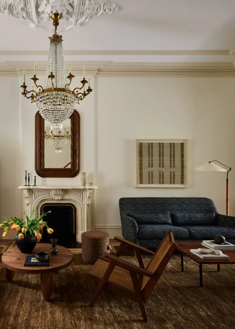 If you find yourself a mix of the two personalities, then you can never go wrong with a beautiful blend of lighting. (Image credit: Nicole Franzen. Design: Jesse Parris-Lamb. Architecture: Model Practice)
