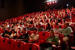 Vietnamese people spent 5.6 trillion VND on movie tickets last year.