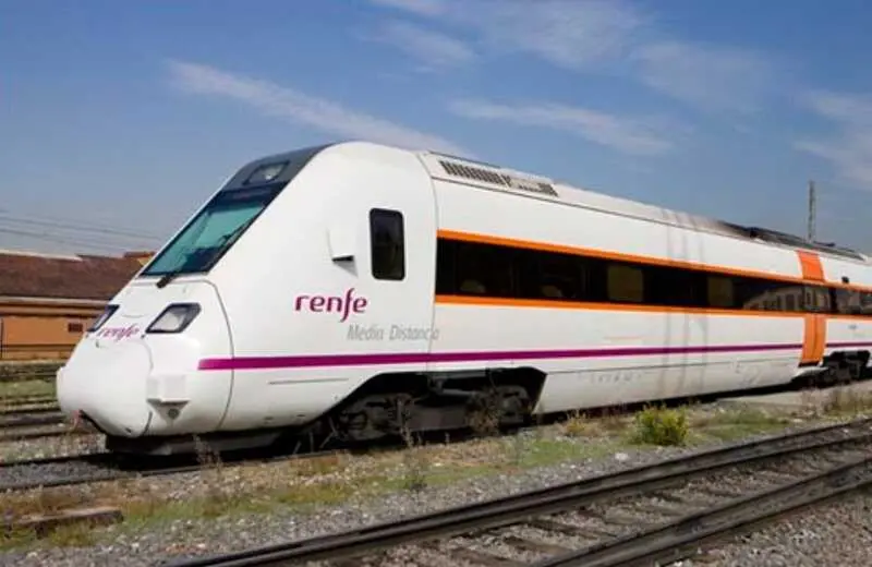 Establecen servicio alternativo por carretera entre Antequera y Málaga para trenes media distancia con Sevilla