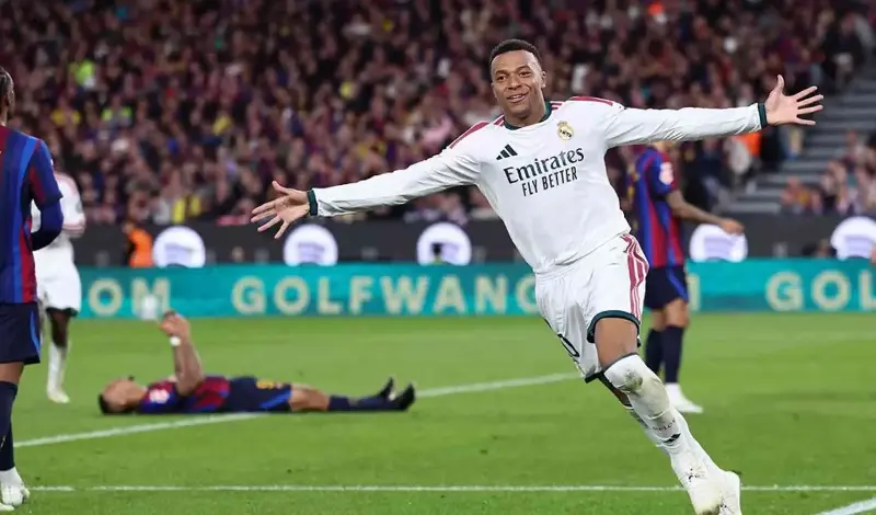 Mbappé, de centenario y MVP; Bellingham, Cucurella y Diomande, con matrícula de honor