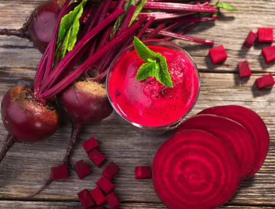 6 lợi ích bất ngờ khi uống nước ép củ dền đều đặn trong 30 ngày- Ảnh 1.