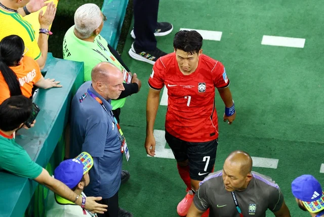 Son Heung-min wrote an emotional letter and then... deleted it: 'I am heartbroken that my dream has crumbled' - Photo 2.
