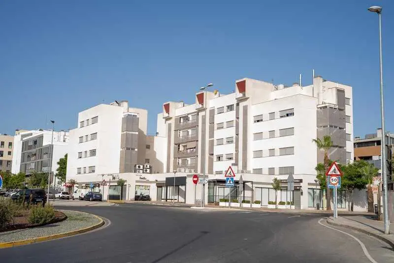 Sevilla Activa apoya el registro de demandantes de vivienda en más de medio centenar de municipios