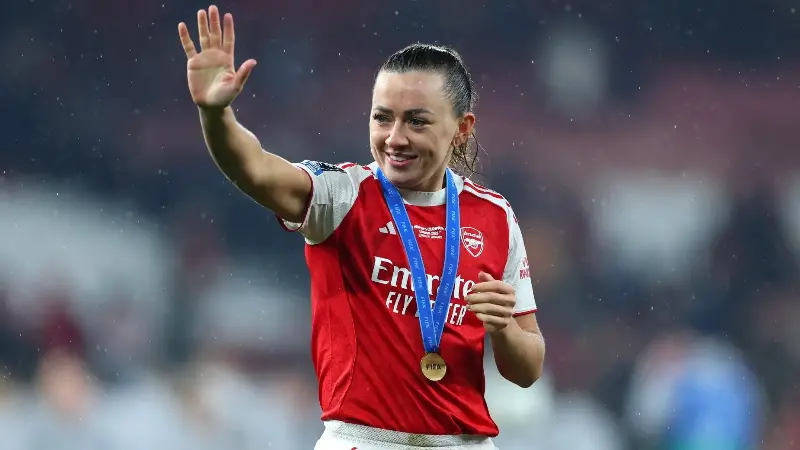 ¿Más salidas o más renovaciones? El futuro de dos estrellas del Arsenal sigue siendo incierto.