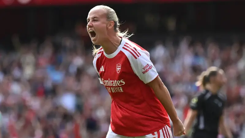 ¡Se despide un icono! Mead se marcha como una leyenda del Arsenal
