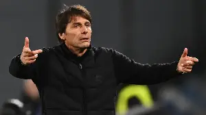 Antonio Conte hits out at media for 'twisting' his words about Italy national team job