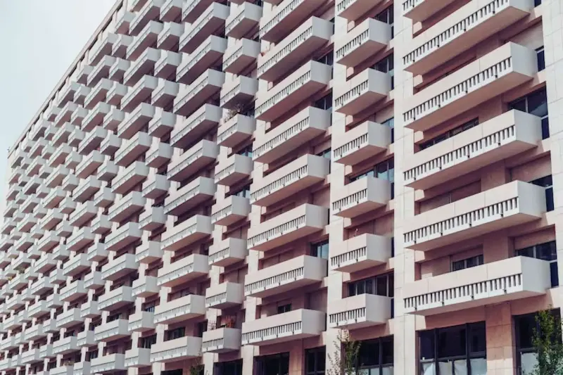 El precio de la vivienda supera por primera vez los 2.100 euros por metro cuadrado