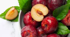 Health benefits of plums