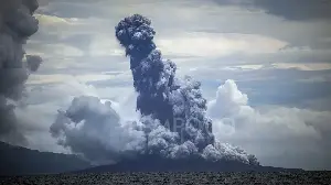 Mount Anak Krakatau Erupts 8 Times, Ejects Lava Up to 300 Meters