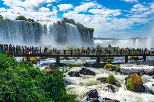 Iguazu Falls temporarily closed in Argentina after heavy rainfall linked to El Nino