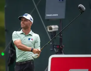 Dom Amore: A year after withdrawing, a fit Eric Cole tears up the TPC for early Travelers lead