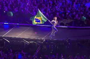 Shakira gives huge free concert on Copacabana Beach