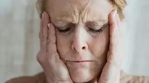 Can poor sleep increase dementia risk and what are its early signs? New study reveals hidden risks