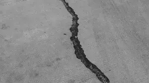 Magnitude 5.7 earthquake strikes China's Qinghai region