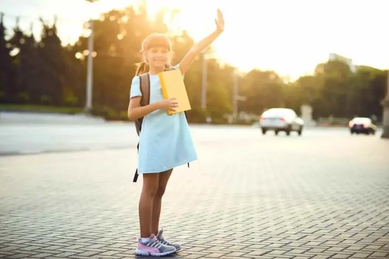 Queste sono le frasi più utili da dire ai tuoi figli per il primo giorno di scuola, per farli sentire più sicuri