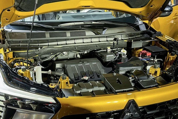 The 1.5L engine paired with a CVT transmission delivers smooth performance in city driving.