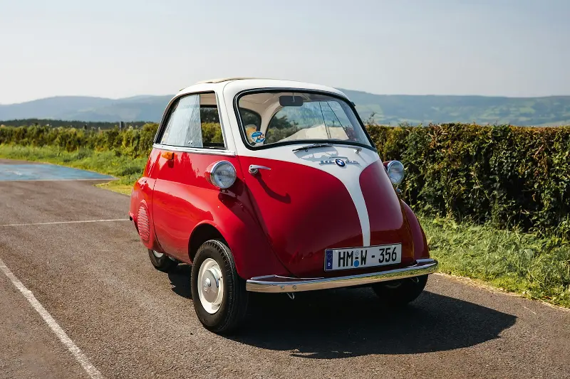 Iso Isetta.jpg